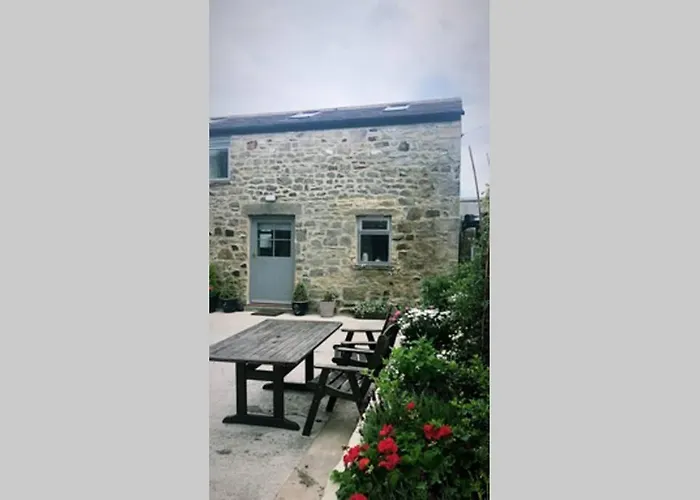 Sheilas Cottage Sleeps 2 One Dog Allowed With Prior Permission