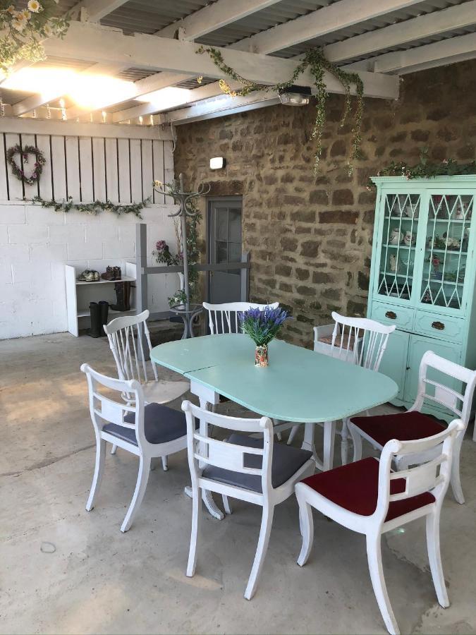Sheilas Sleeps 2 One Dog Allowed With Prior Permission Holiday home